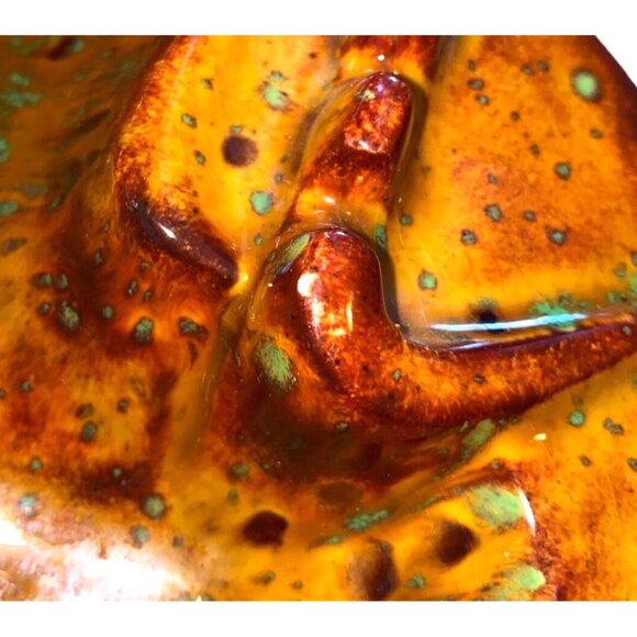 Vintage EP 75 Ceramic Mid-Century Modern Ashtray With Abstract Triangular Design - Picture 8 of 8